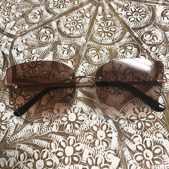 Accessories - Brand New Brown & Rose Gold Rimless Sunglasses